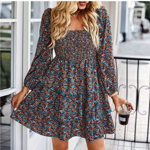 NEW French pleated floral dress, Small